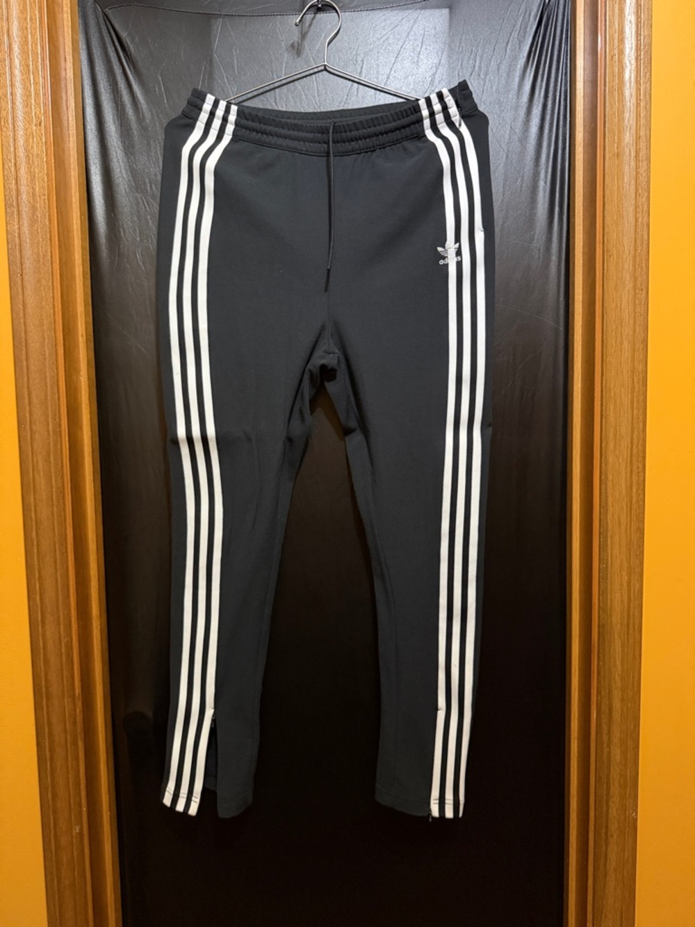 adidas Originals Cropped Track
Jacket - Picture 4 of 8